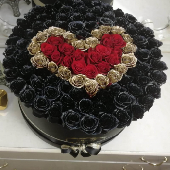 101 черная роза с сердцем 101 черная роза с сердцем