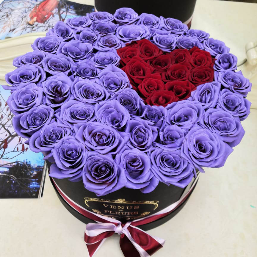51 фиолетовая роза с красным сердцем 51 фиолетовая роза с красным сердцем