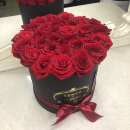 25 красных роз в коробке 25 красных роз в коробке