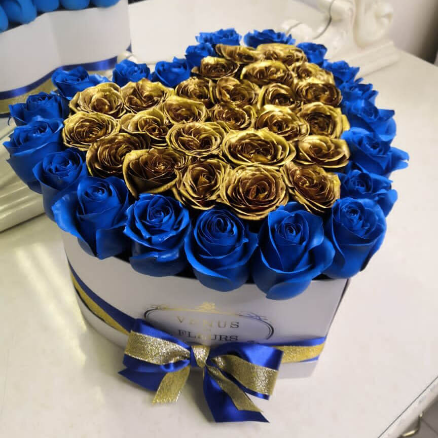 Золотые розы с окантовкой от 41 шт. Золотые розы с окантовкой от 41 шт.