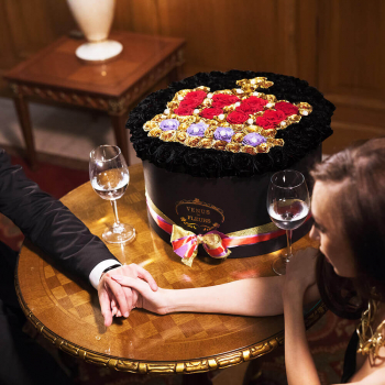 Черные розы "Её величество" - 131 шт. Черные розы "Её величество" - 131 шт.