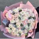 51 белый ранункулюс в букете 51 белый ранункулюс в букете