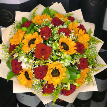 Букет "Весенний вальс" - 41 шт.