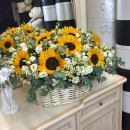 Подсолнухи с ромашками в корзине - 51 шт. Подсолнухи с ромашками в корзине - 51 шт.