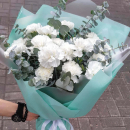 19 белых гвоздик с эвкалиптом 19 белых гвоздик с эвкалиптом