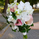 Букет из калл и орхидей - 17 шт. Букет из калл и орхидей - 17 шт.