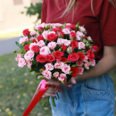 Красно-розовые кустовые розы - 33 шт. Красно-розовые кустовые розы - 33 шт.