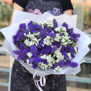Букет из бело-фиолетовой статицы - 29 шт. Букет из бело-фиолетовой статицы - 29 шт.