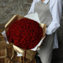 Букет красных роз от 9 шт. Букет красных роз от 9 шт.