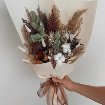 Букет с пампасной травой - 19 шт. Букет с пампасной травой - 19 шт.