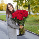 101 красная роза в букете - 70 см. 101 красная роза в букете - 70 см.