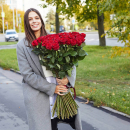 101 красная роза в букете - 70 см. 101 красная роза в букете - 70 см.