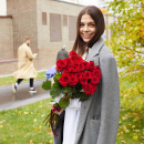 19 красных роз в букете - 80 см. 19 красных роз в букете - 80 см.