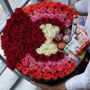 Сладкая радуга из роз - 131 шт. Сладкая радуга из роз - 131 шт.