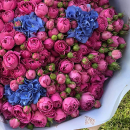 Пионовидные розы с гортензиями от 51 шт. Пионовидные розы с гортензиями от 51 шт.