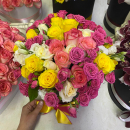 Кустовые розы в миксе - 41 шт. Кустовые розы в миксе - 41 шт.