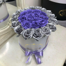 Фиолетовые розы с окантовкой - 29 шт. Фиолетовые розы с окантовкой - 29 шт.