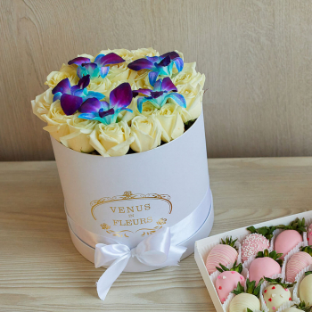 Белые розы с орхидеями - 31 шт. Белые розы с орхидеями - 31 шт.