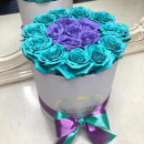 Фиолетовые розы с окантовкой от 19 шт. Фиолетовые розы с окантовкой от 19 шт.