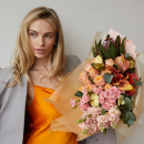 Микс экзотических цветов в букете - 33 шт. Микс экзотических цветов в букете - 33 шт.