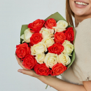 Бело-оранжевые розы - 15 шт. Бело-оранжевые розы - 15 шт.