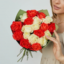 Бело-оранжевые розы - 19 шт. Бело-оранжевые розы - 19 шт.