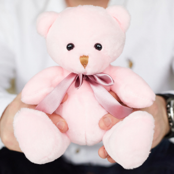 Розовый мишка 20 см.