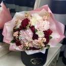 Гортензии с пионами в букете - 35 шт. Гортензии с пионами в букете - 35 шт.