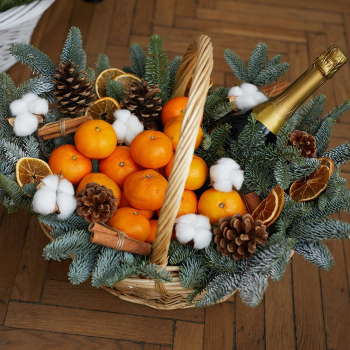 Новогодняя корзина с мандаринами - 37 шт. 