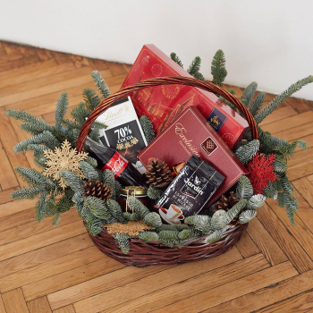 Новогодняя корзина для мужчины - 13 шт. Новогодняя корзина для мужчины - 13 шт.