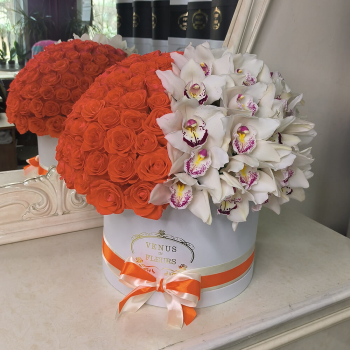 Коралловые розы с орхидеями - 131 шт.