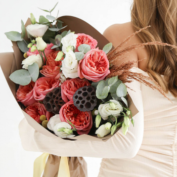 Авторский букет №12 - 17 шт. 