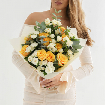 Авторский букет №20 - 19 шт. 