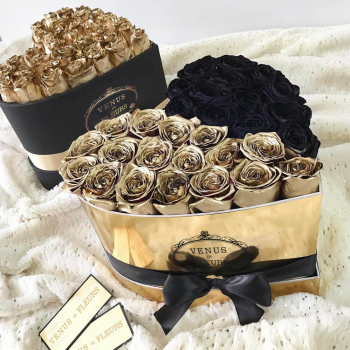 Черно-золотые розы в сердце от 41 шт. Черно-золотые розы в сердце от 41 шт.
