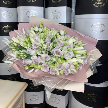 Авторский букет № 30 - 55 шт. Авторский букет № 30 - 55 шт.