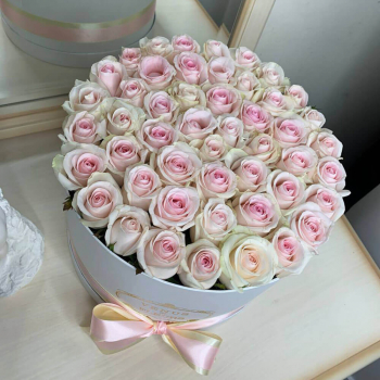 Sweet розы в коробке от 29 шт. Sweet розы в коробке от 29 шт.