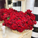 Красные французские розы в корзине от 25 шт. Красные французские розы в корзине от 25 шт.