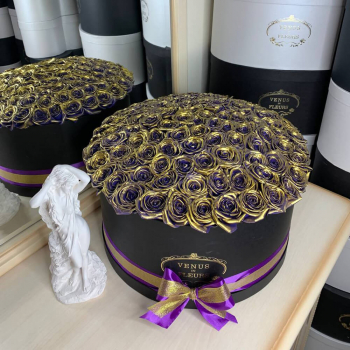 Бронзовые розы в коробке - 101 шт. Бронзовые розы в коробке - 101 шт.