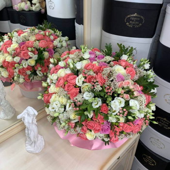 Розовый микс в коробке - 101 шт.