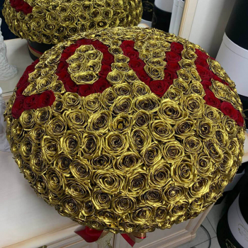 Золотые розы LOVE - 351 шт. Золотые розы LOVE - 351 шт.
