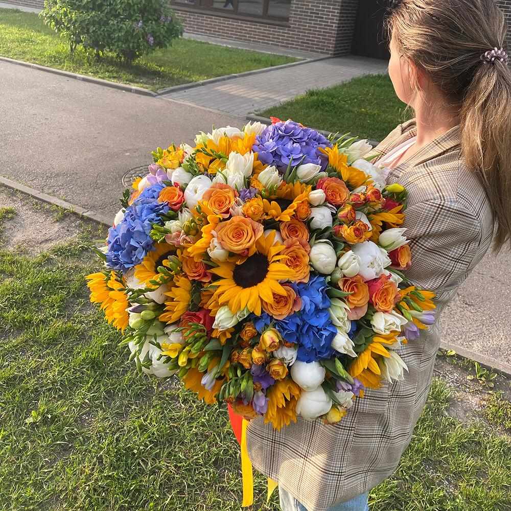 Микс с подсолнухами от 55 шт. Микс с подсолнухами от 55 шт.