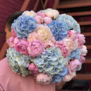 Букет из пионов и гортензий от 29 шт. Букет из пионов и гортензий от 29 шт.