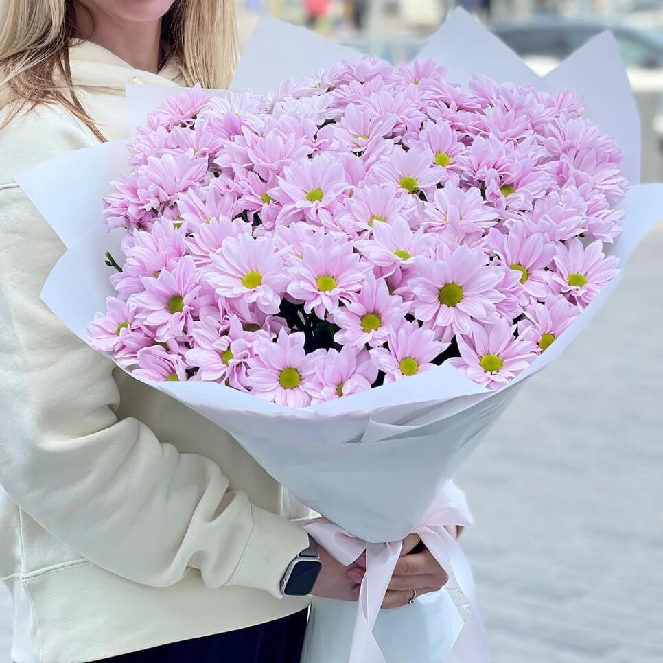 Букеты из 41 хризантемы купить в Москве ✿ Доставка: 0 ₽ при заказе от 3 000  ₽ ✿ Букеты цветов от Venus in Fleurs