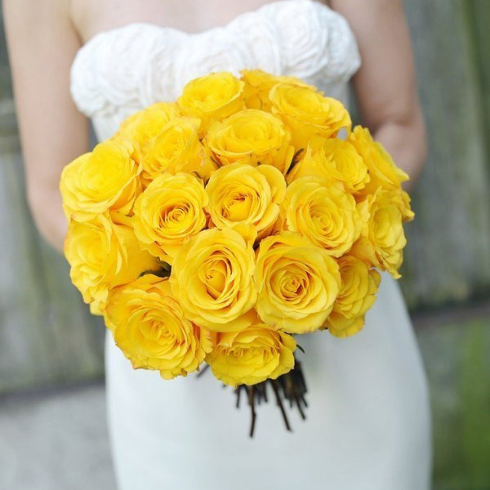 Желтый букет невесты купить в Москве ✿ Доставка: 0 ₽ при заказе от 3 000 ₽  ✿ Букеты цветов от Venus in Fleurs